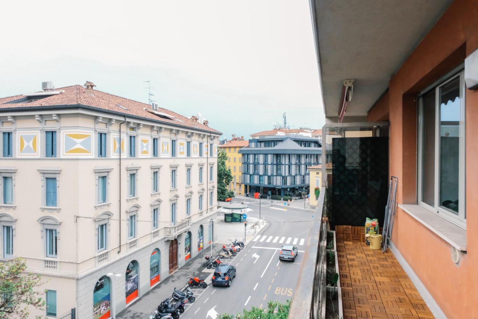 Flora Inn, Paglia 2 - Nel Cuore Del Centro Citta Bergamo Exterior foto